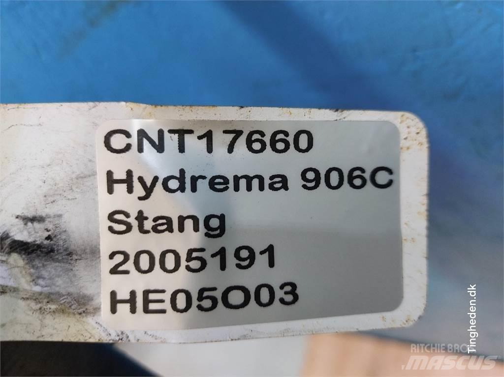 Hydrema 906C Screening buckets