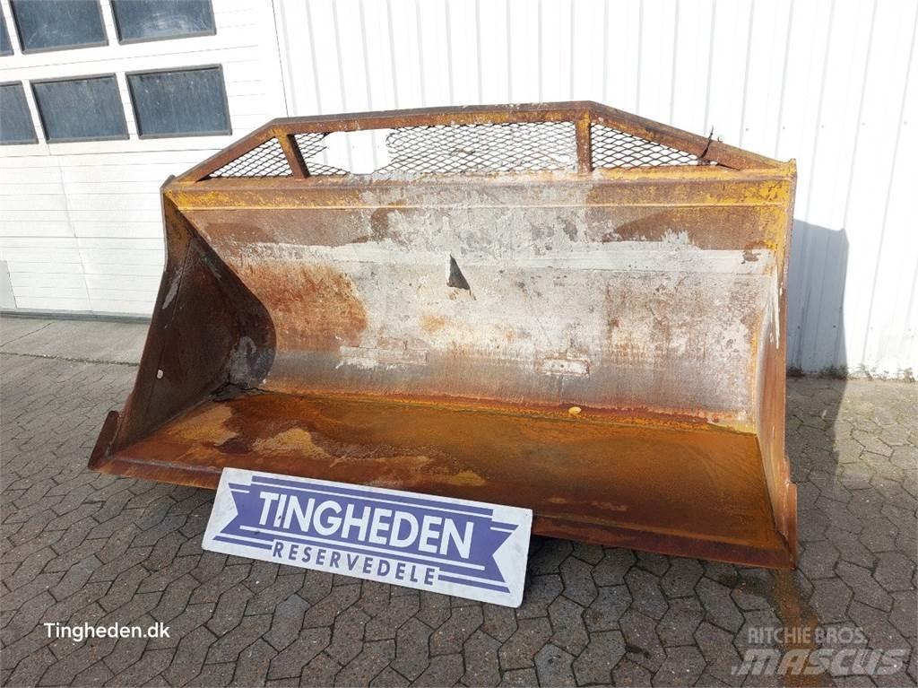 Hydrema 926D Buckets