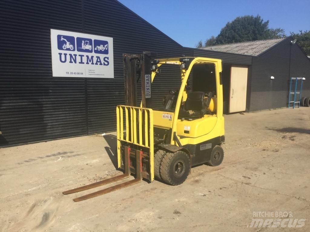 Hyster H1.6FT Rough terrain truck