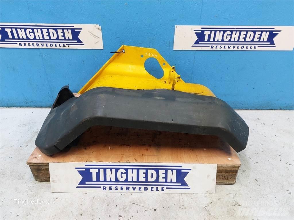 JCB 427 HL Screening buckets