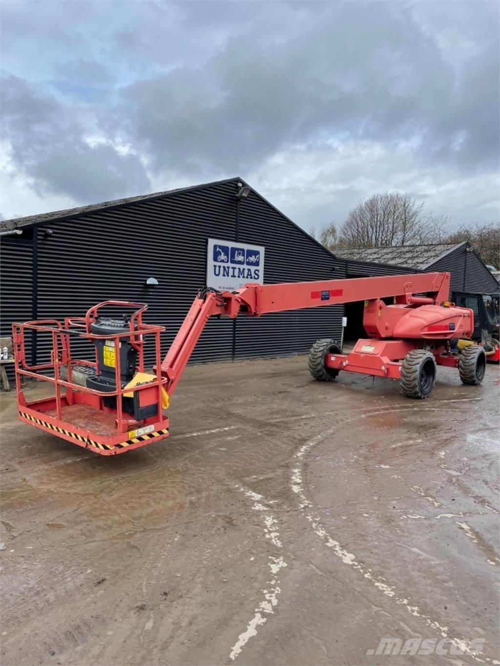 JLG 600JP Articulated boom lifts