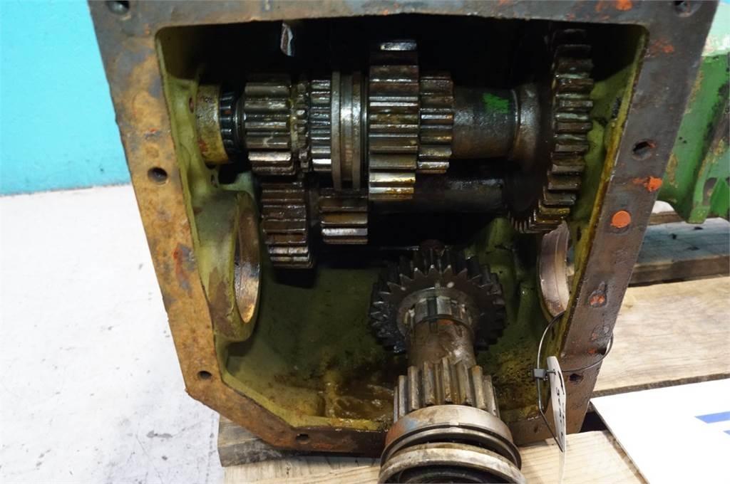 John Deere 1042 Transmission