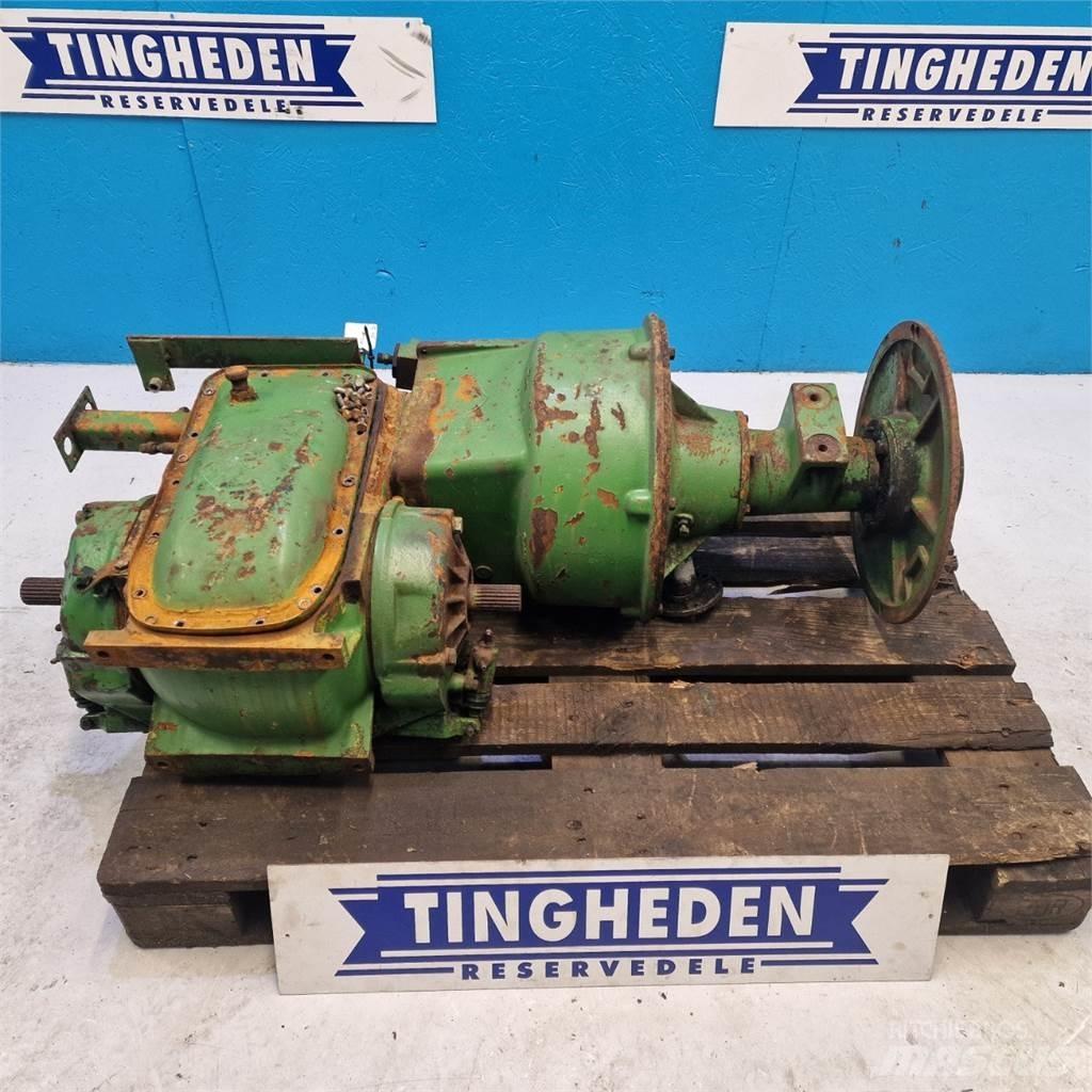 John Deere 1065 Transmission