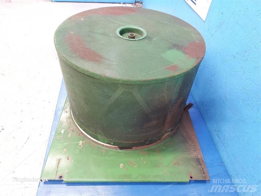 John Deere 1072 Engines