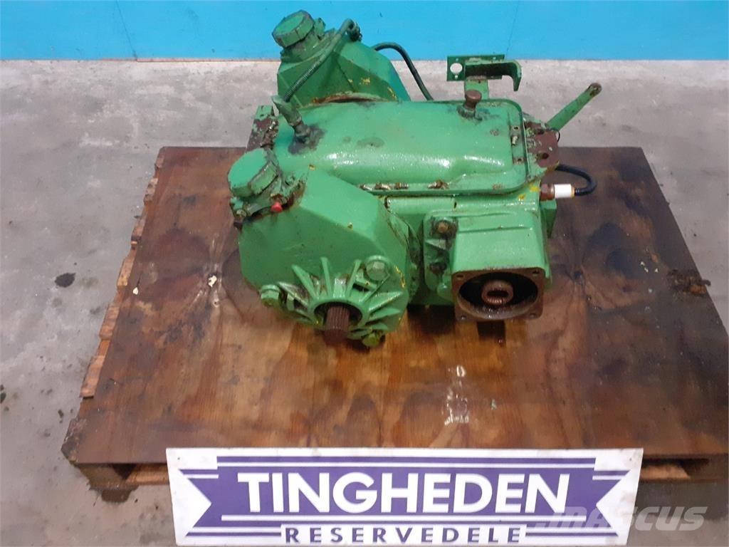 John Deere 1177 Transmission