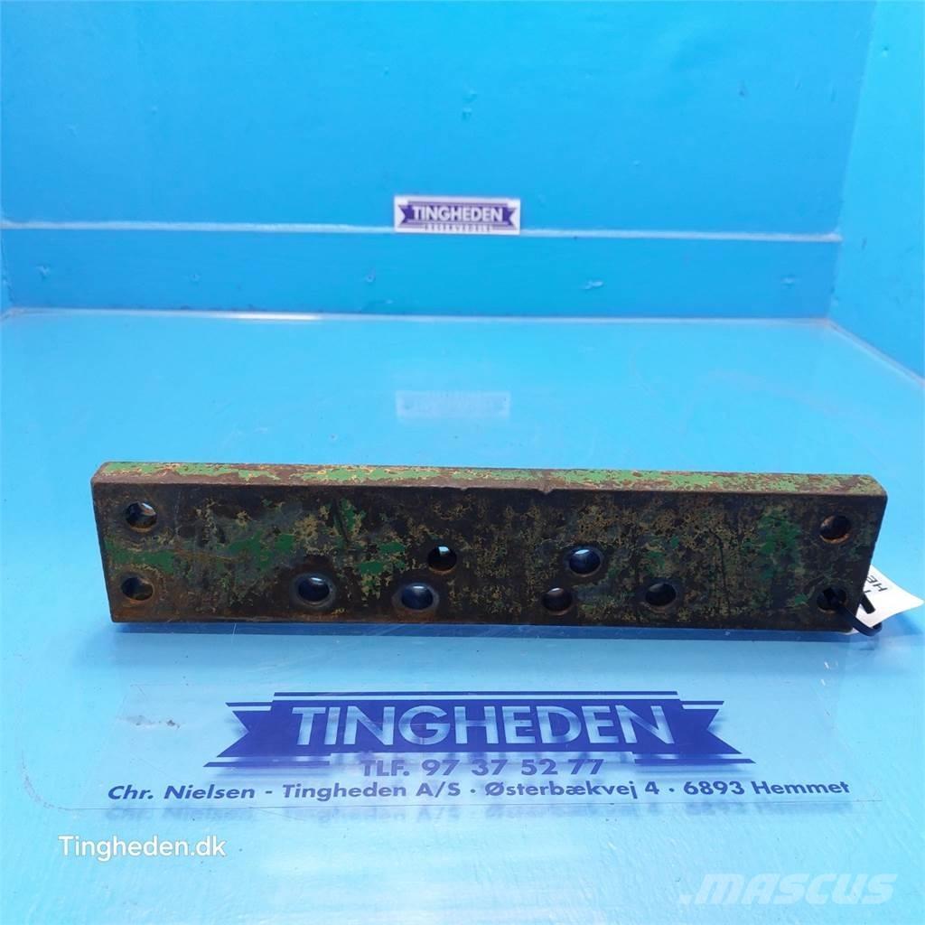 John Deere 1950 Other tractor accessories