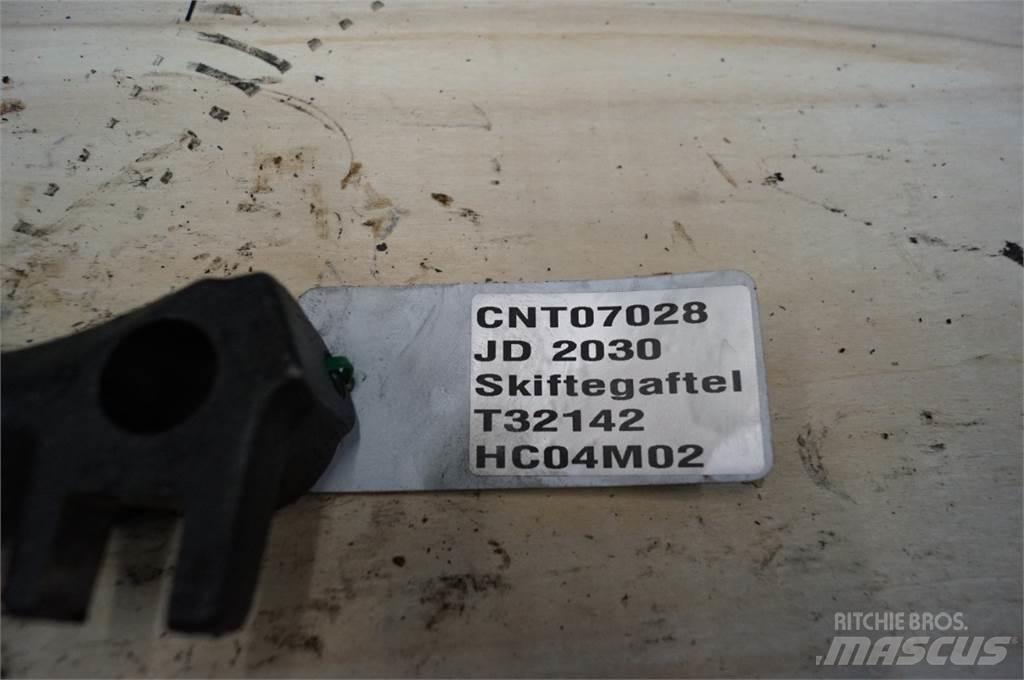 John Deere 2030 Transmission