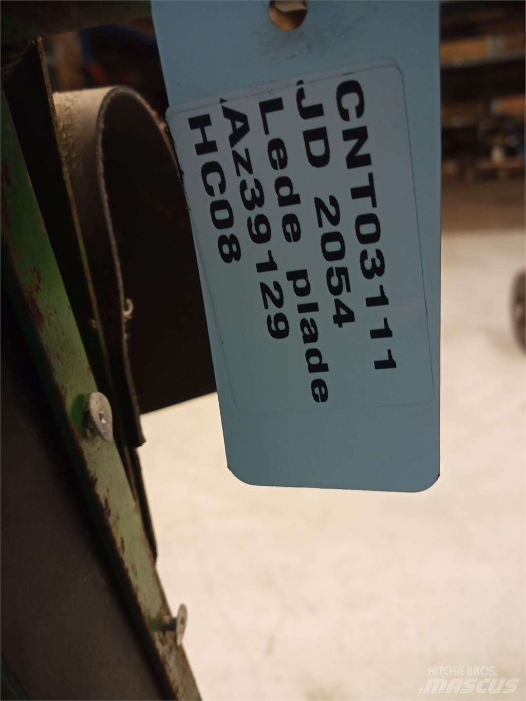 John Deere 2054 Combine harvester accessories