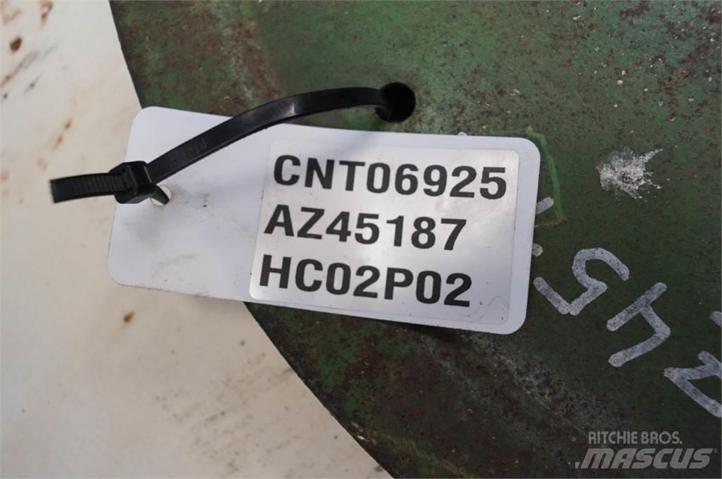 John Deere 2058 Farm machinery
