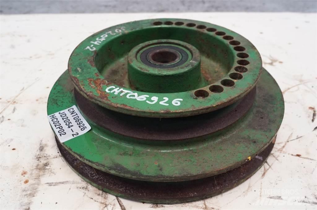 John Deere 2058 Farm machinery