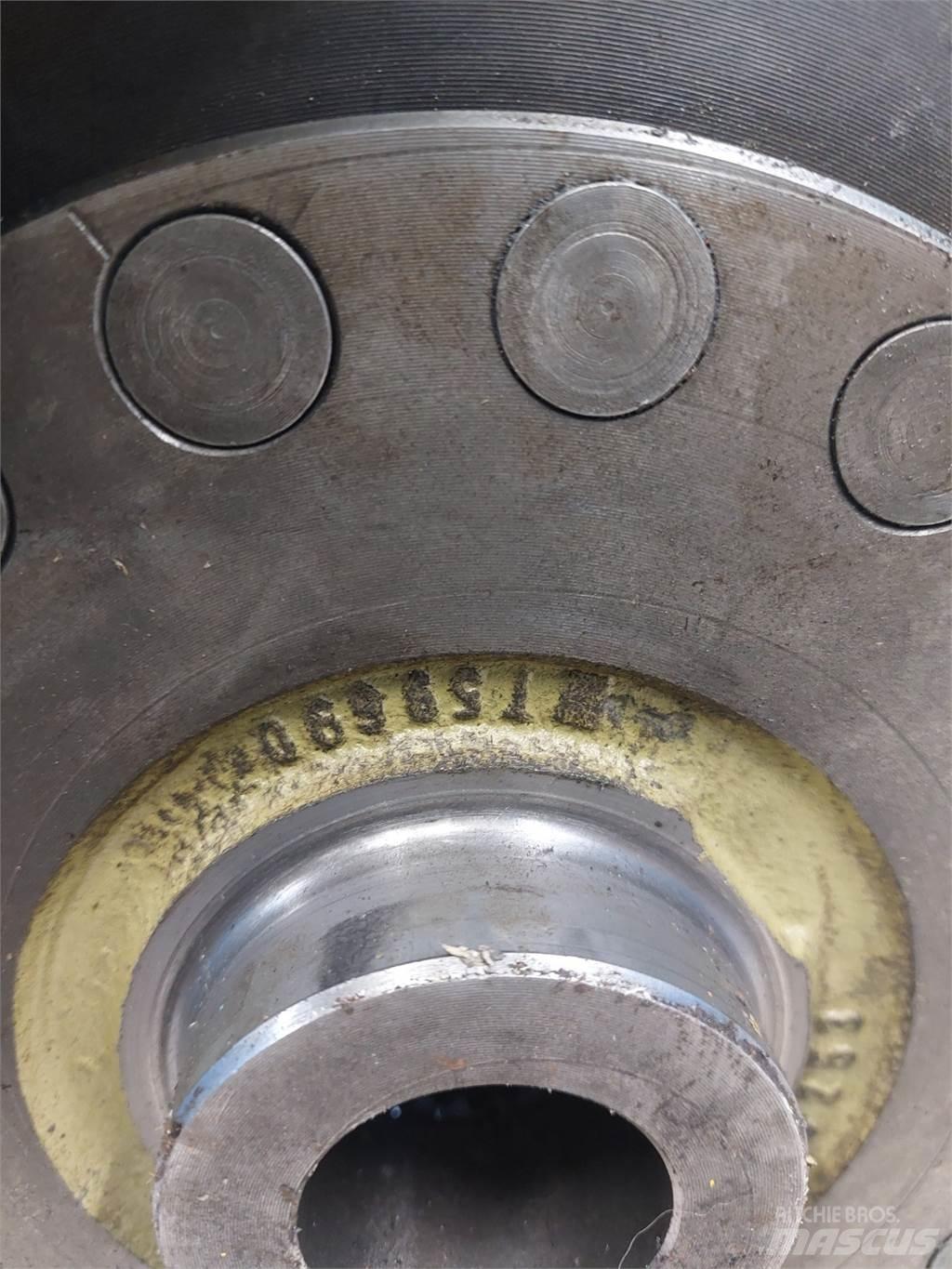 John Deere 2140 Transmission