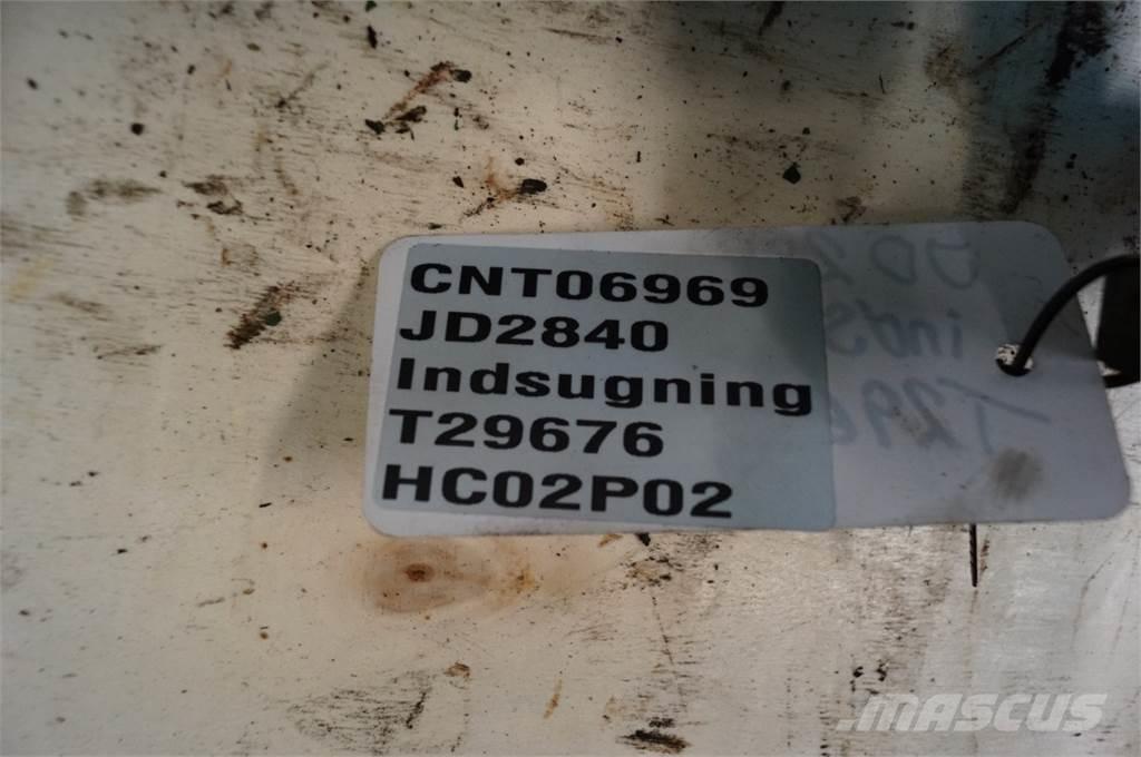 John Deere 2840 Engines