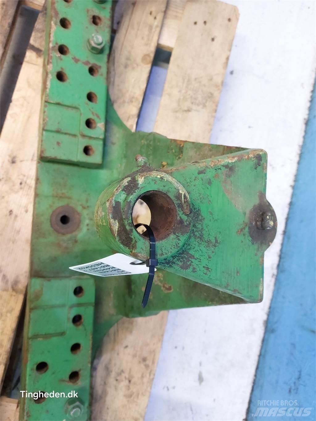 John Deere 2840 Other tractor accessories
