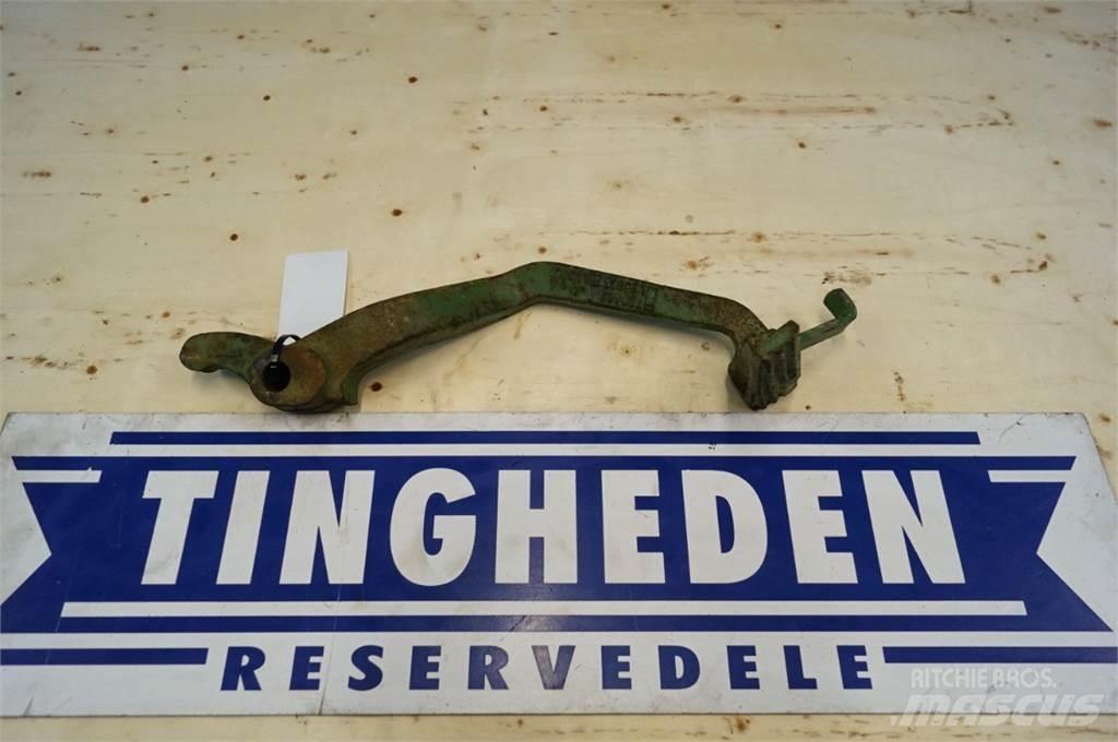 John Deere 2950 Transmission