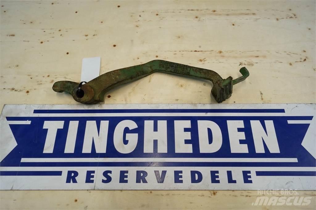 John Deere 2950 Transmission