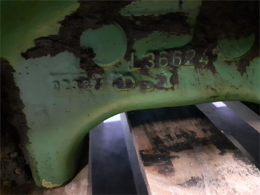 John Deere 3040 Transmission