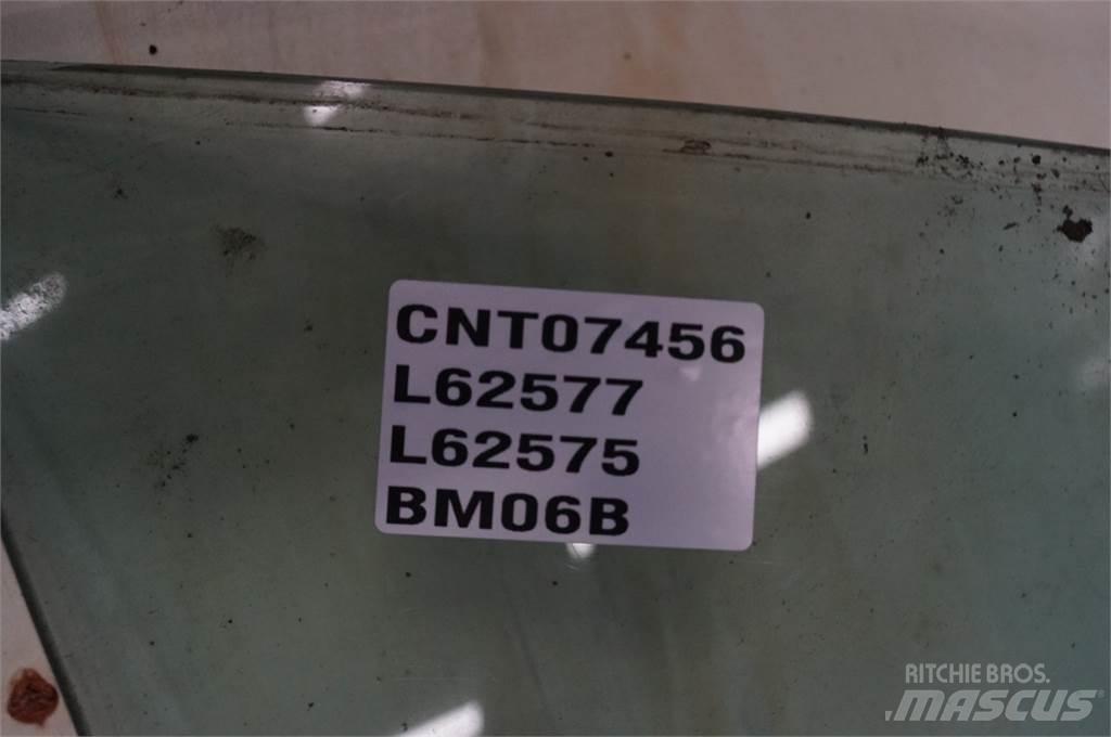 John Deere 3050 Cabins and interior