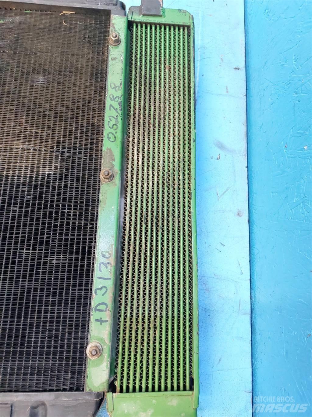 John Deere 3130 Radiators