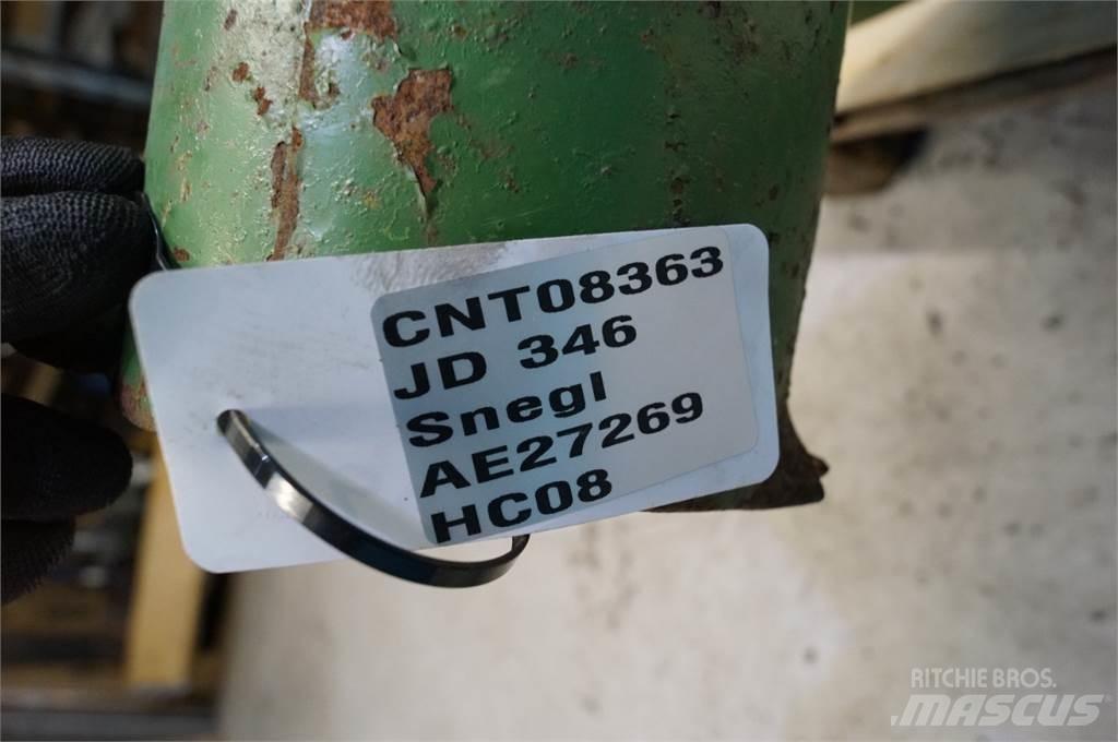 John Deere 346 Farm machinery
