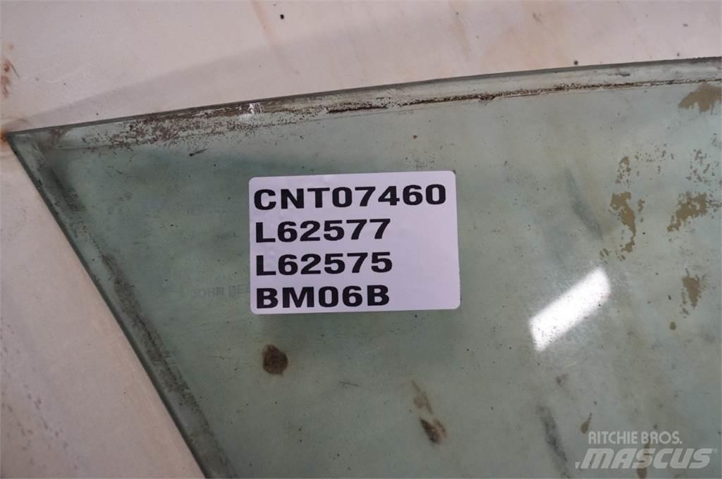 John Deere 4040 Cabins and interior