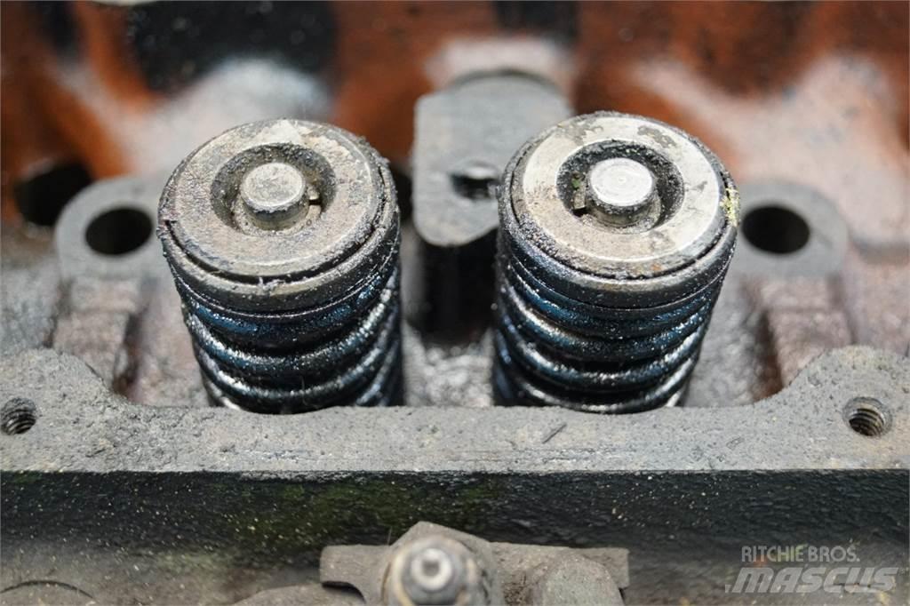 John Deere 4239 Engines