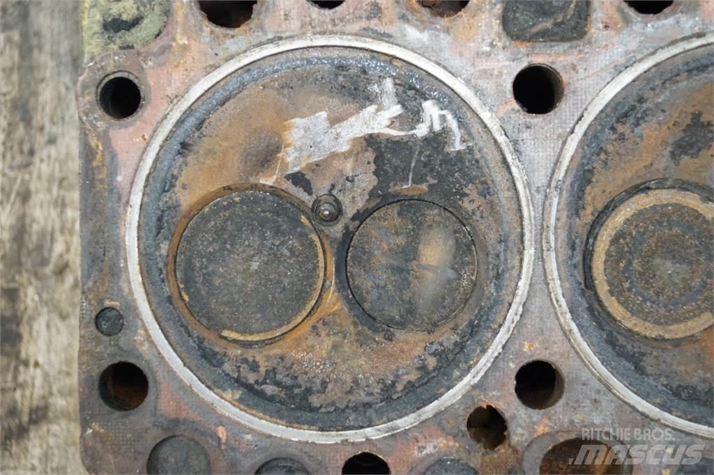 John Deere 4239 Engines