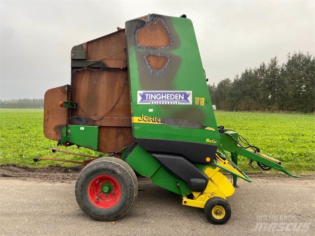 John Deere 592 Round balers