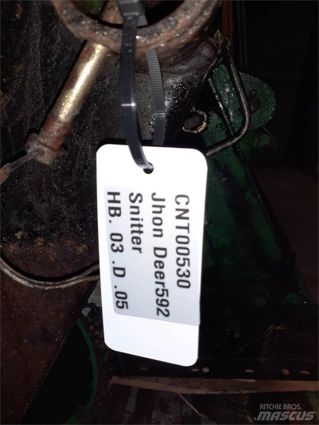 John Deere 592 Farm machinery