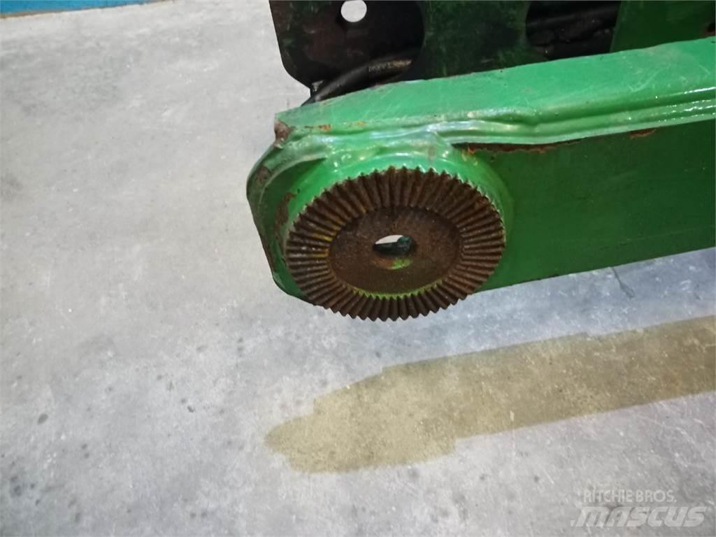 John Deere 592 Farm machinery