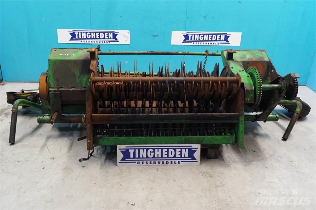 John Deere 592 Farm machinery
