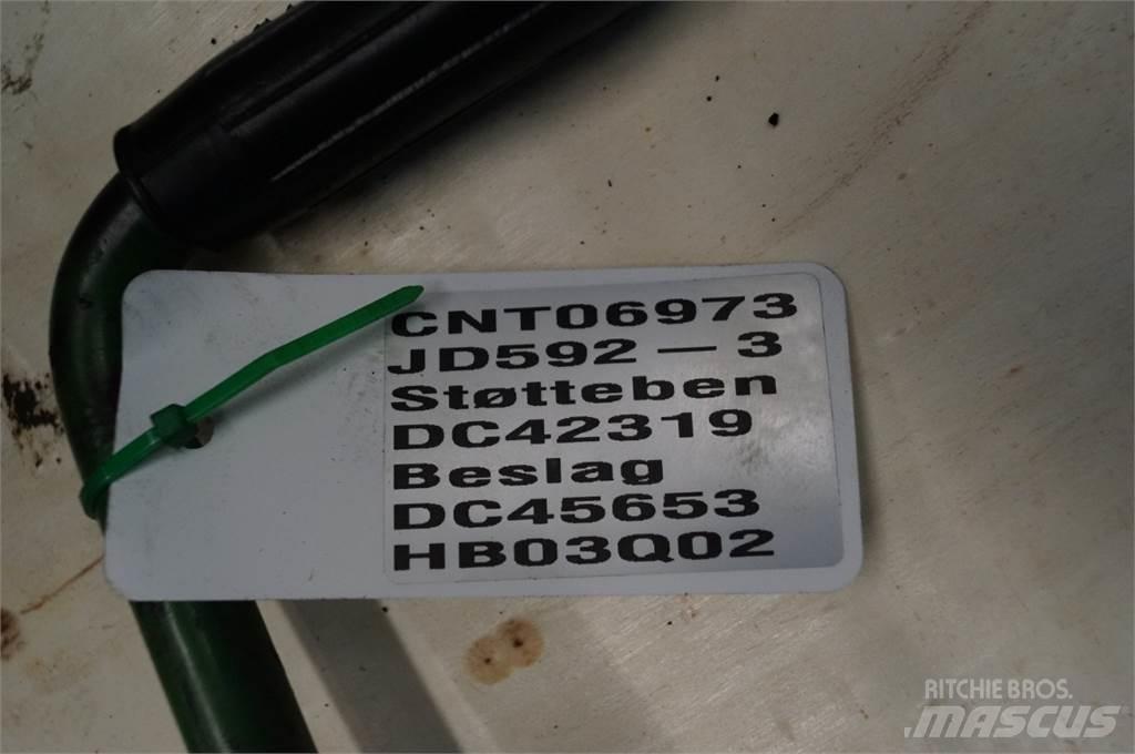 John Deere 592 Farm machinery