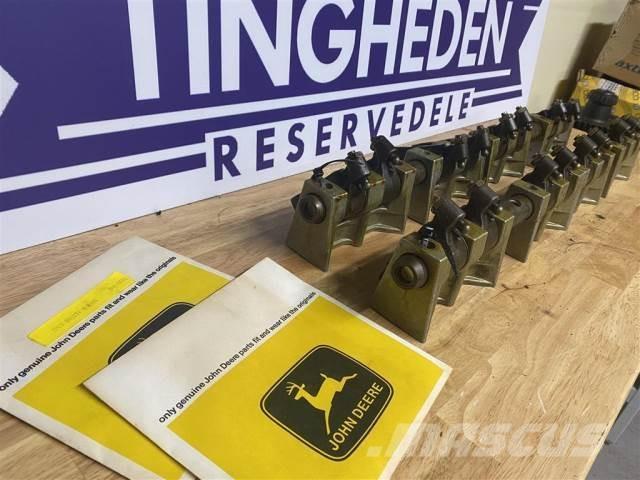 John Deere 8.955 Engines