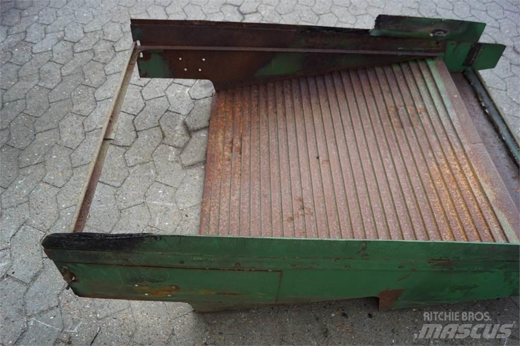 John Deere 952 Sand and salt spreaders