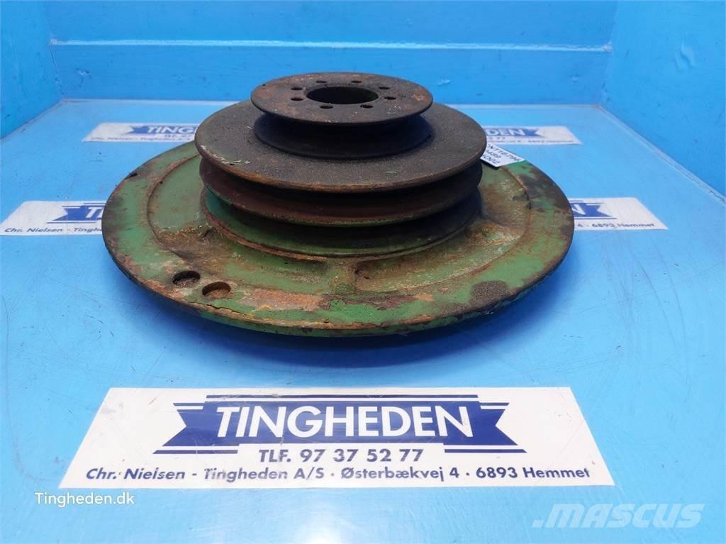 John Deere 952 Farm machinery