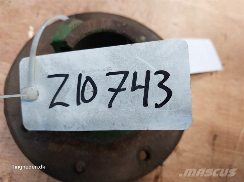 John Deere 975 Farm machinery