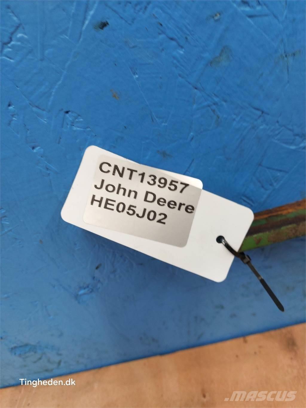 John Deere 975 Farm machinery