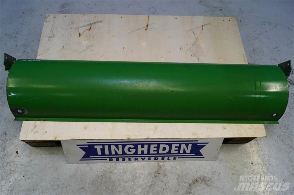 John Deere 9780 Sand and salt spreaders