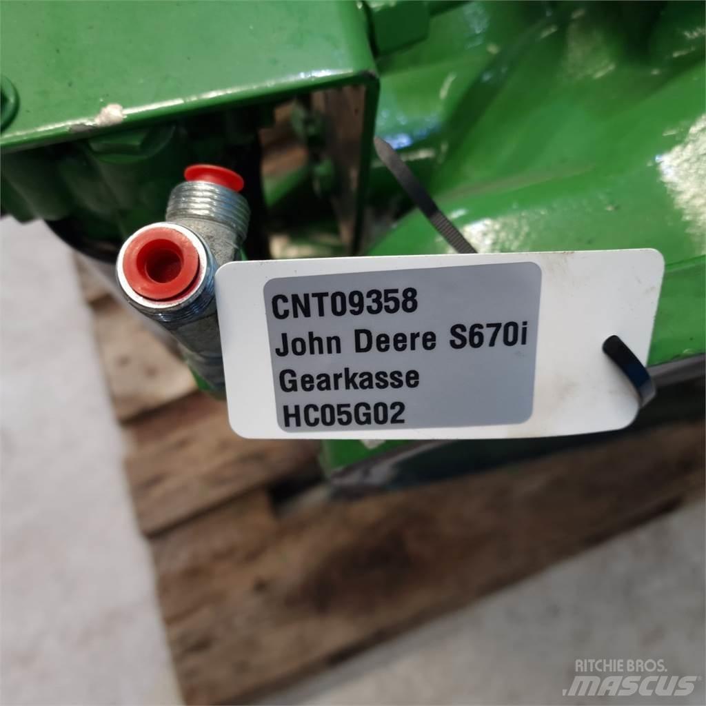 John Deere S670 Transmission