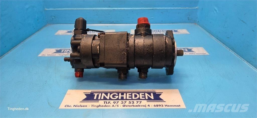 John Deere T660 Hydraulics