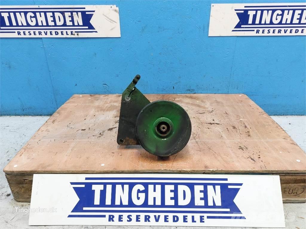 John Deere T660I Farm machinery