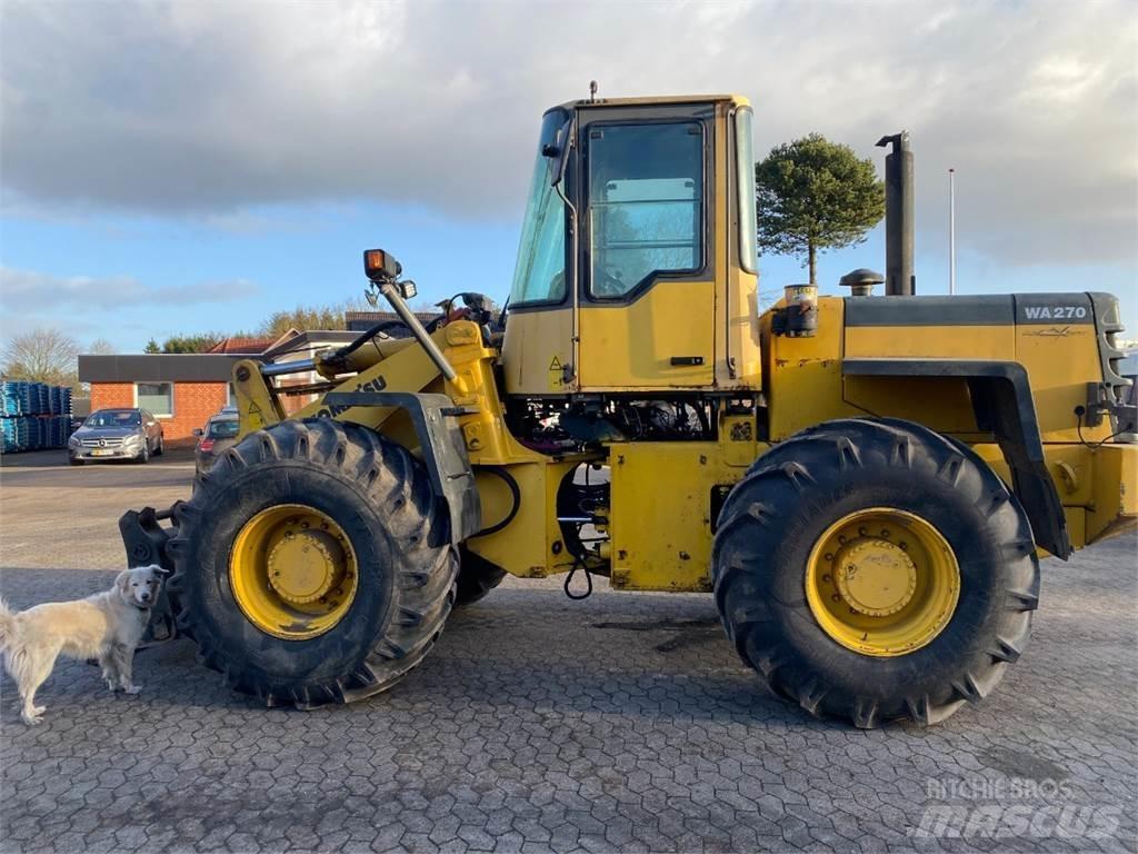 Komatsu WA270 Wheel loaders