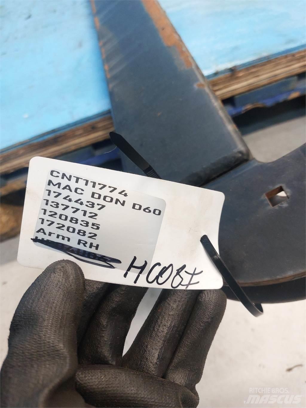 MacDon D60 Combine harvester accessories