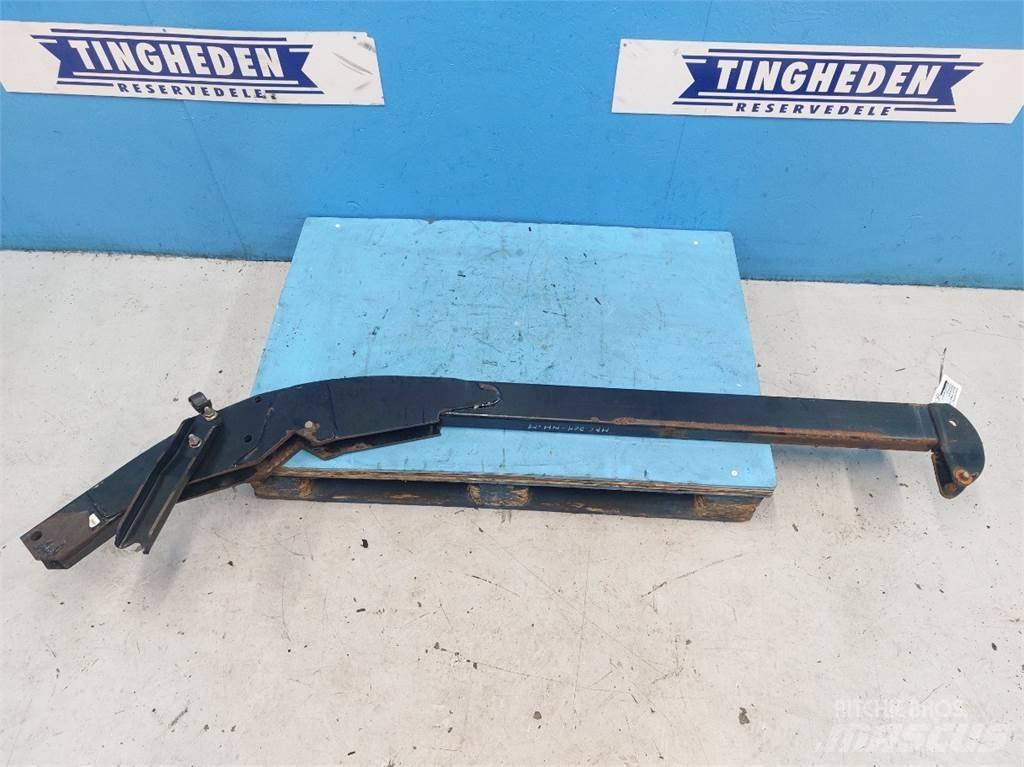 MacDon D60 Combine harvester accessories