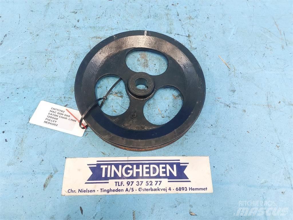 MacDon D60 Combine harvester accessories