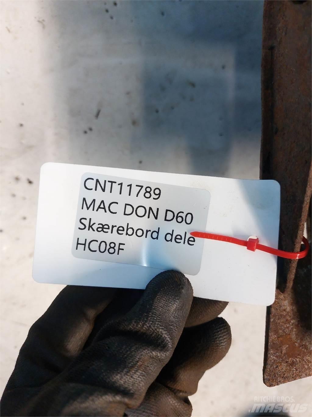 MacDon D60 Combine harvester accessories