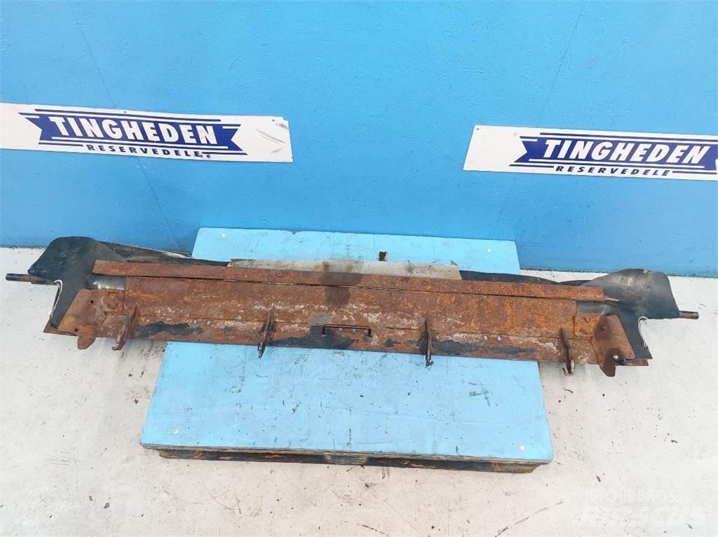 MacDon D60 Combine harvester accessories