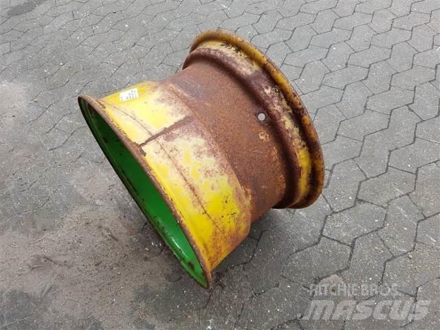 Merlo 20 13X20 Tyres, wheels and rims