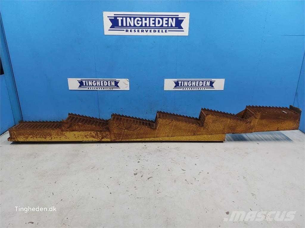 New Holland 1545 Combine harvester accessories