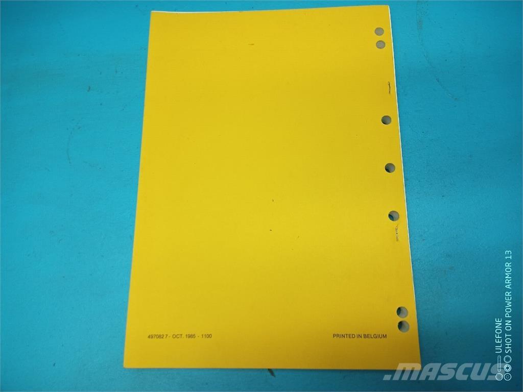 New Holland 8055 Farm machinery