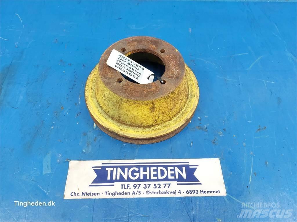 New Holland 8080 Farm machinery